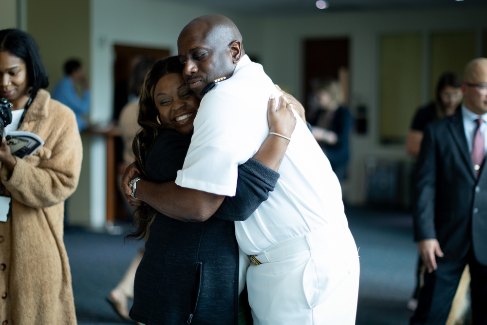 Farewell to Captain Carlos D. Williams and Welcome to LTC (P) Shannon C. Ford