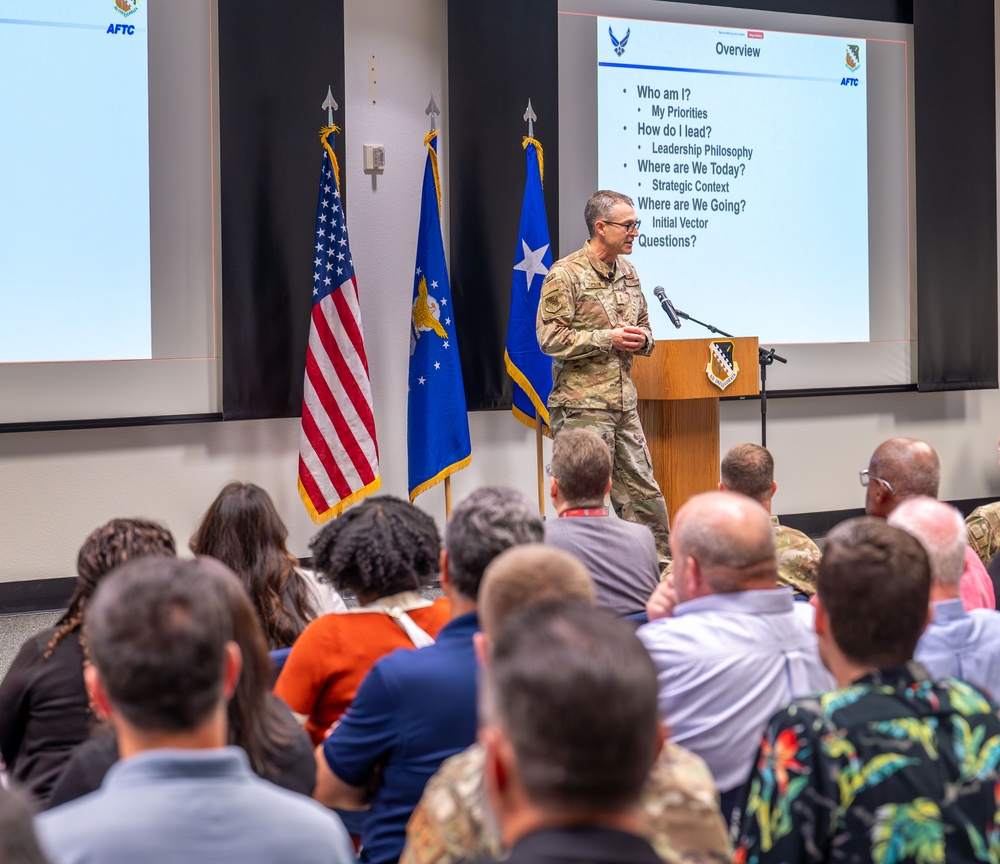 Commanders call at the Air Force Test Center