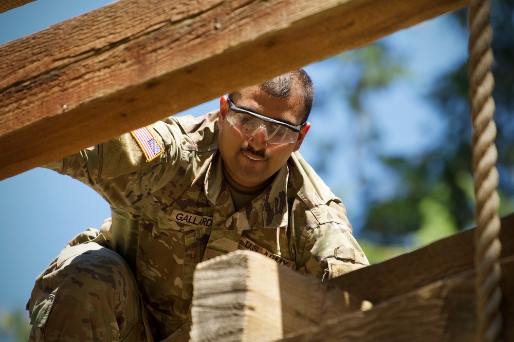 U.S. Army National Guard Officer Candidates brave obstacles at OCS Phase III