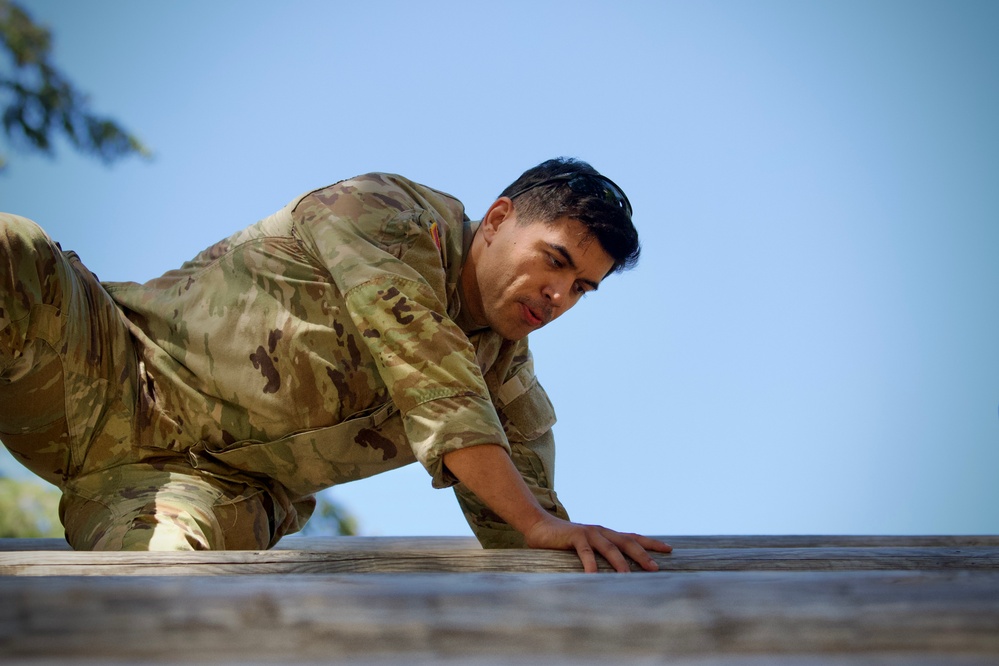 U.S. Army National Guard Officer Candidates brave obstacles at OCS Phase III