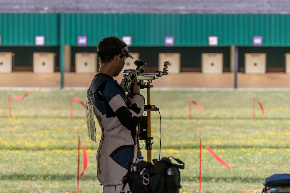 U.S. Army Sgt. Sagen Maddalena’s Women's 50m 3 position Rifle Qualifiers