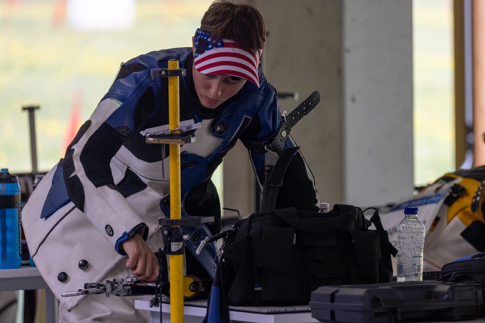 U.S. Army Sgt. Sagen Maddalena’s Women's 50m 3 position Rifle Qualifiers