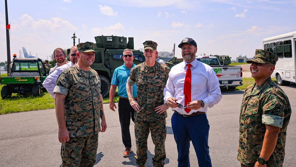 Congressman Tours Marine Corps’ Prepositioning Programs at Blount Island