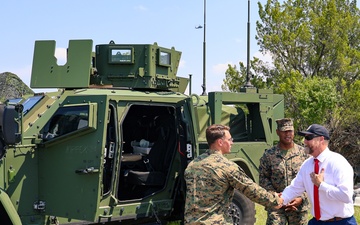 Congressman Tours Marine Corps’ Prepositioning Programs at Blount Island