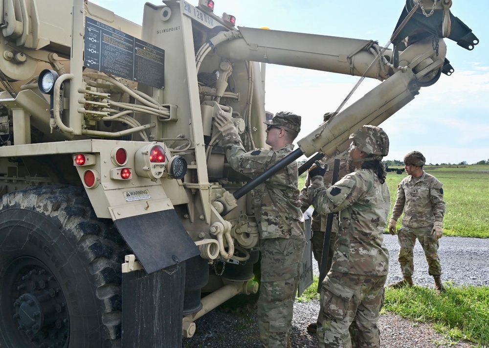 128th BSB trains in the mire pit