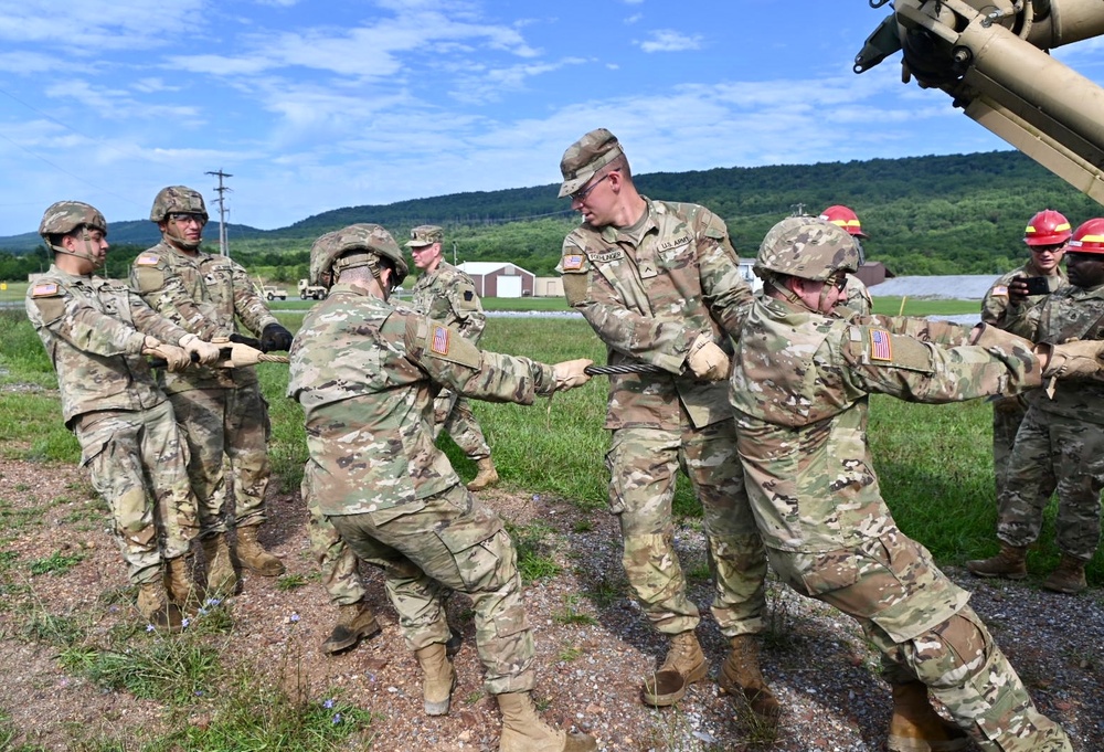 128th BSB trains in the mire pit