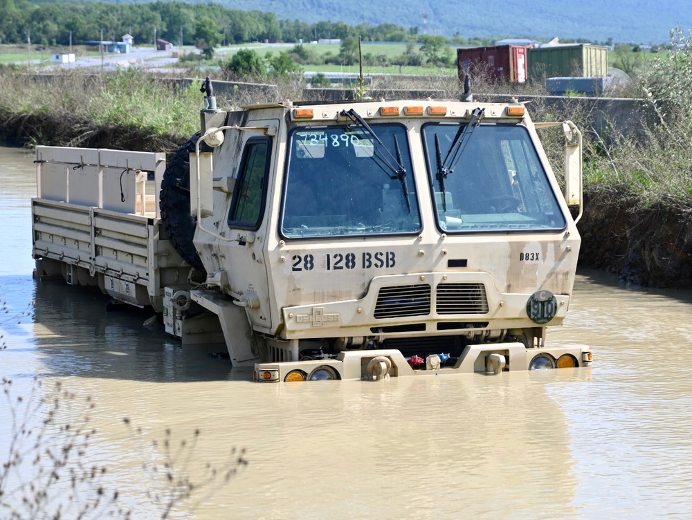 128th BSB trains in the mire pit