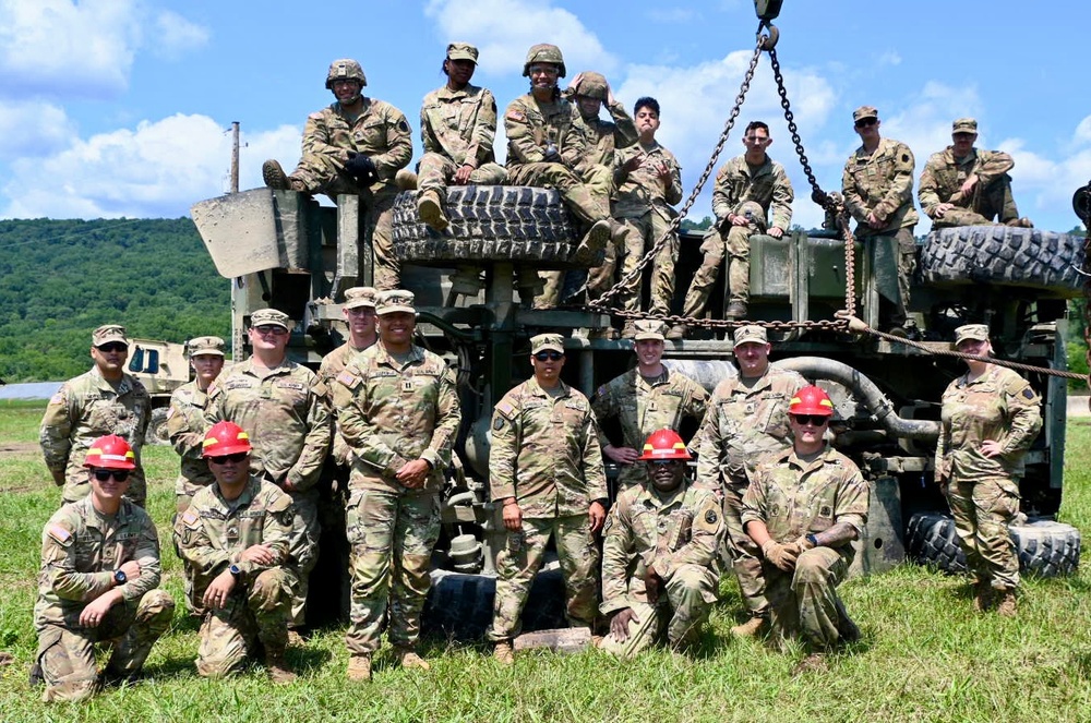 128th BSB trains in the mire pit