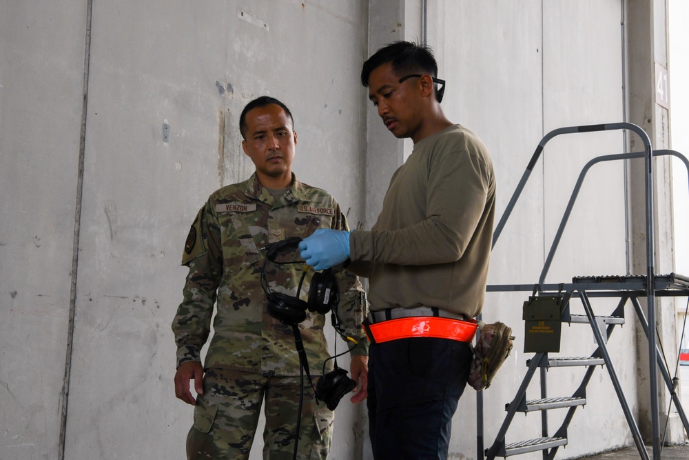 F-22 Raptor Crew Chief for a Day