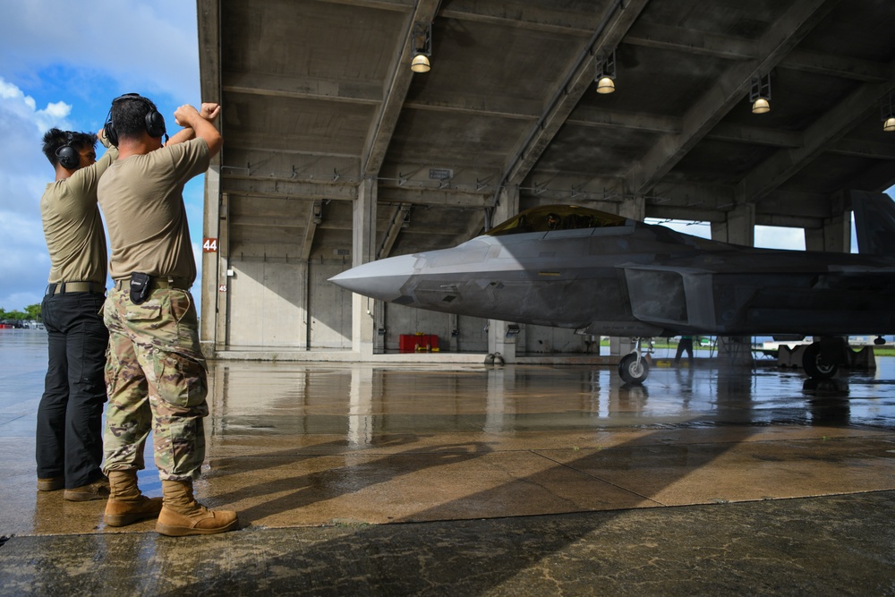 F-22 Raptor Crew Chief for a Day