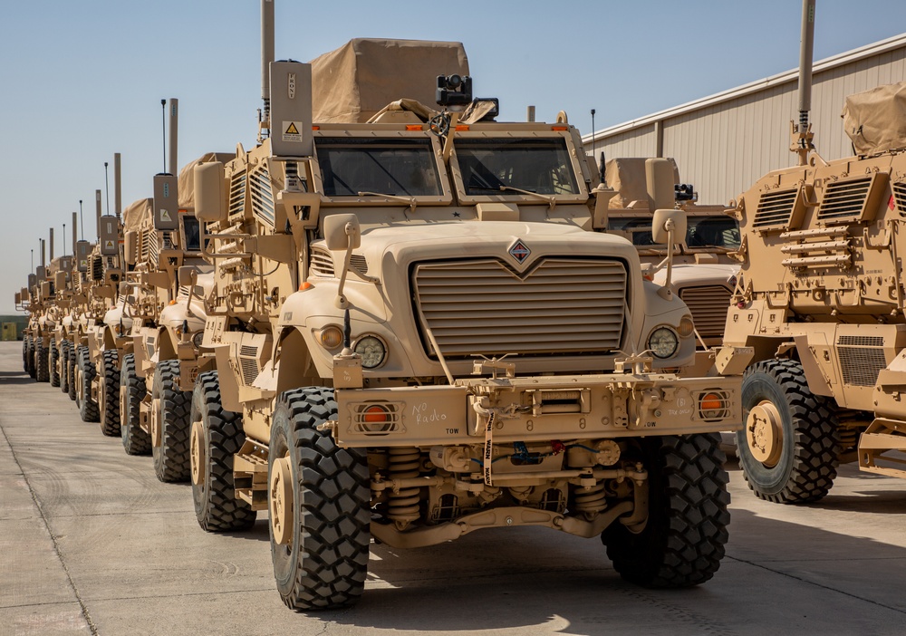 401AFSB issues 38 MaxxPro MRAP vehicles from APS-5 in support of Operation Inherent Resolve