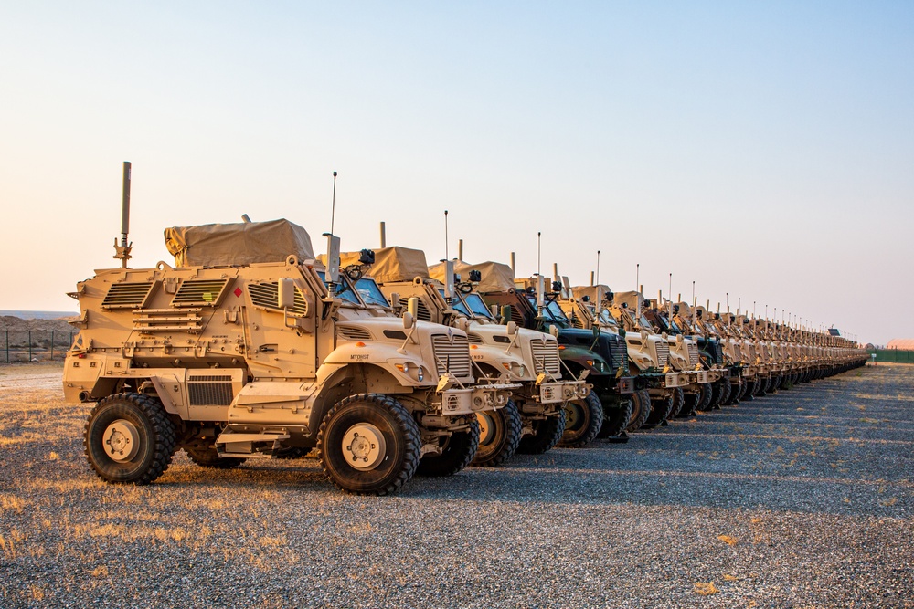 401AFSB issues 38 MaxxPro MRAP vehicles from APS-5 in support of Operation Inherent Resolve