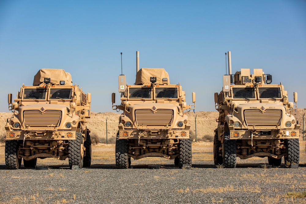 401AFSB issues 38 MaxxPro MRAP vehicles from APS-5 in support of Operation Inherent Resolve