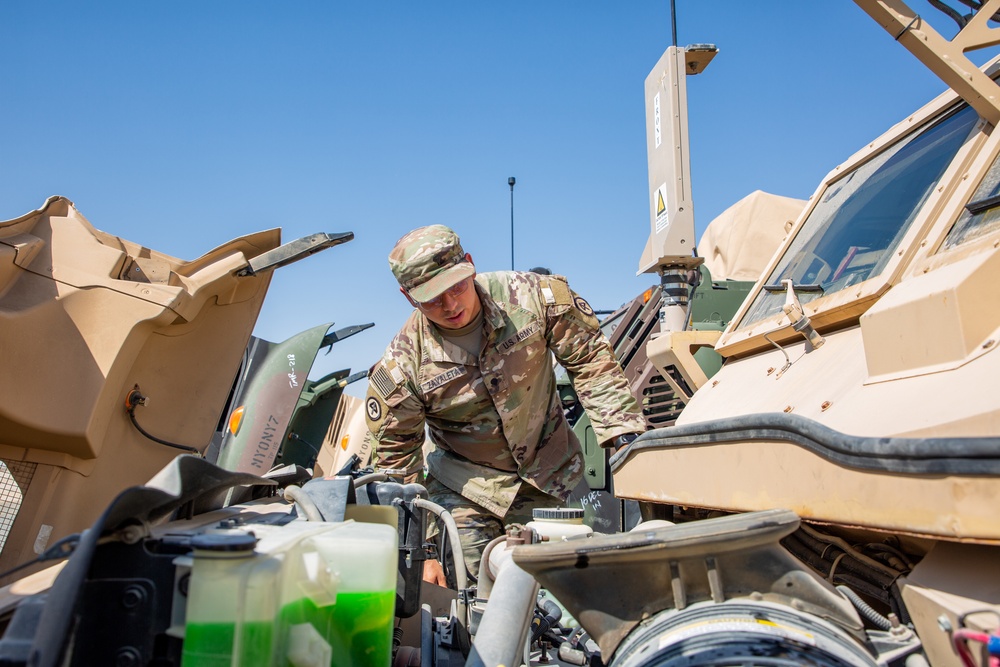 401AFSB issues 38 MaxxPro MRAP vehicles from APS-5 in support of Operation Inherent Resolve