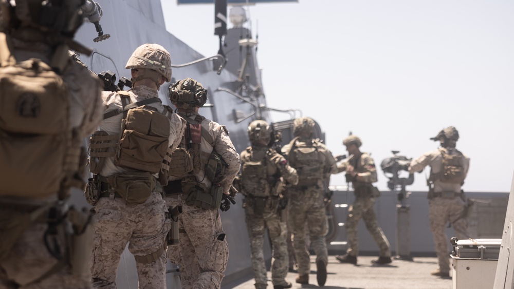 MSPF, 24th MEU (SOC) Bilateral Training with British Royal Marines