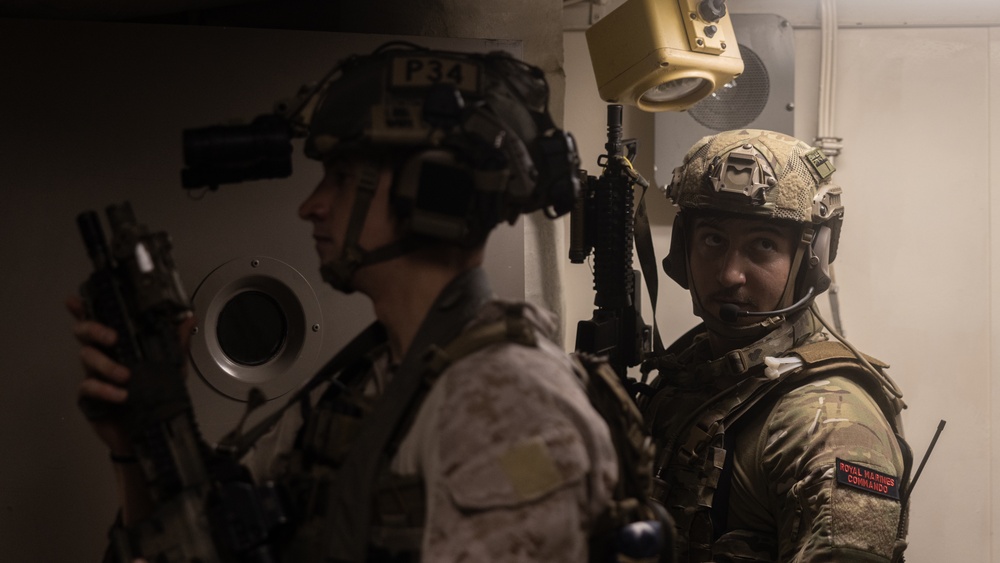 MSPF, 24th MEU (SOC) Bilateral Training with British Royal Marines