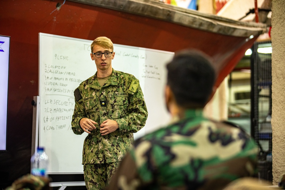 NAVCENT PATFORSWA Conducts Bilateral Training with Pakistan Navy