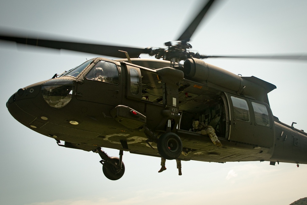 New Jersey National Guard Aviation Supports West Point Air Assault School
