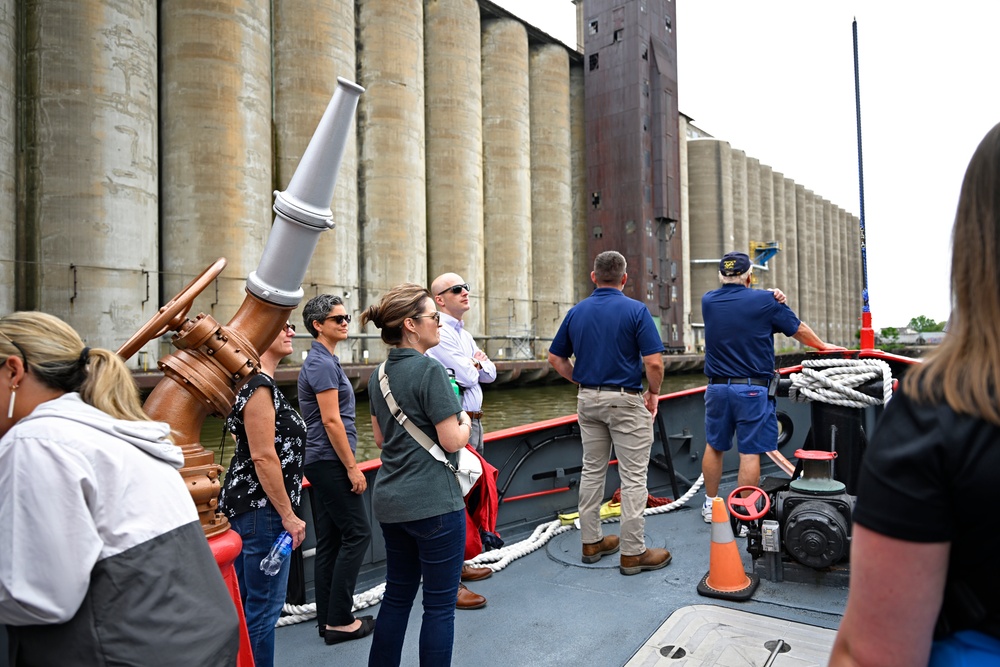 USACE Buffalo District hosts LDP III on the Niagara River