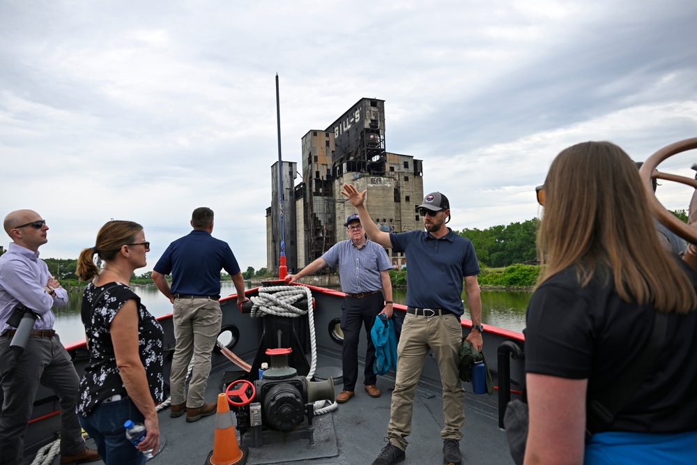 USACE Buffalo District hosts LDP III on the Niagara River