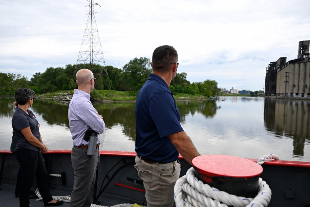 USACE Buffalo District hosts LDP III on the Niagara River