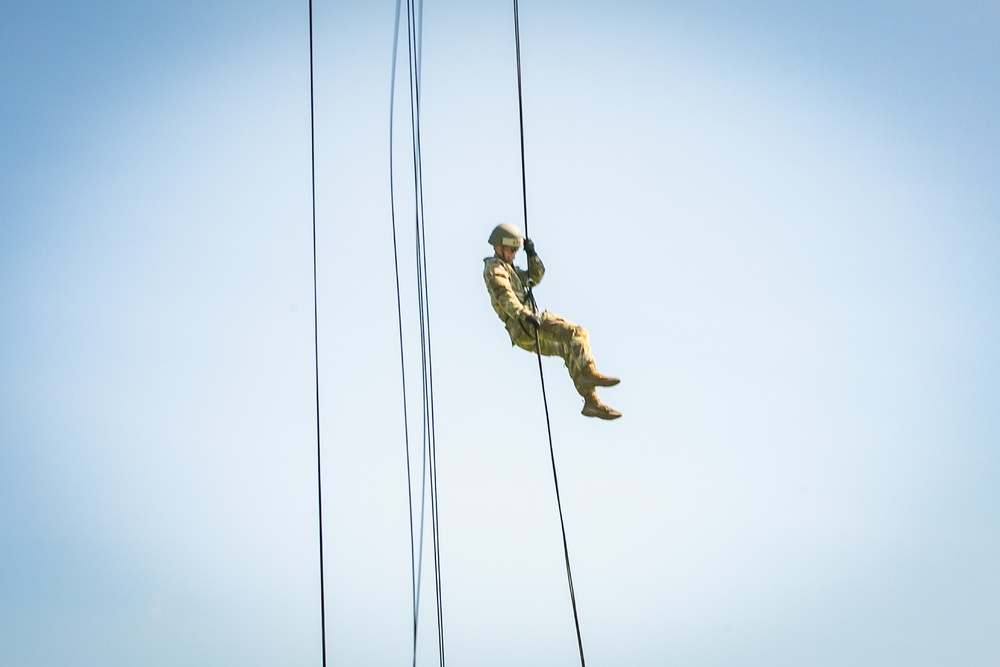 West Point Air Assault School supported by New Jersey Aviation