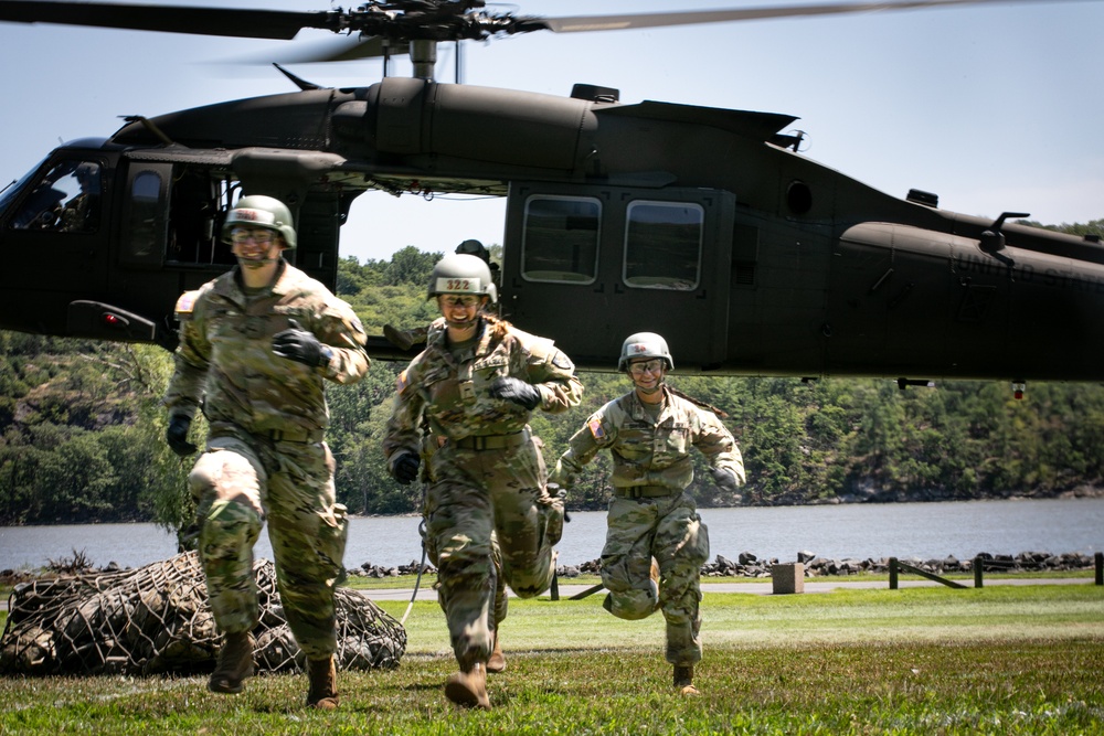 West Point Air Assault School supported by New Jersey Aviation