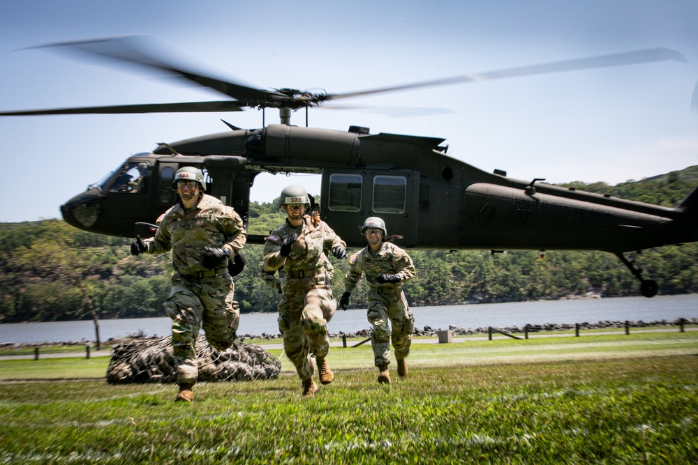 West Point Air Assault School supported by New Jersey Aviation