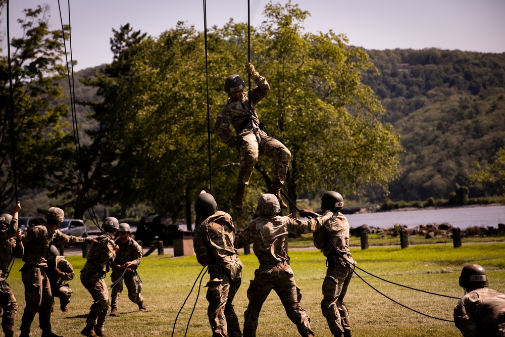 West Point Air Assault School supported by New Jersey Aviation