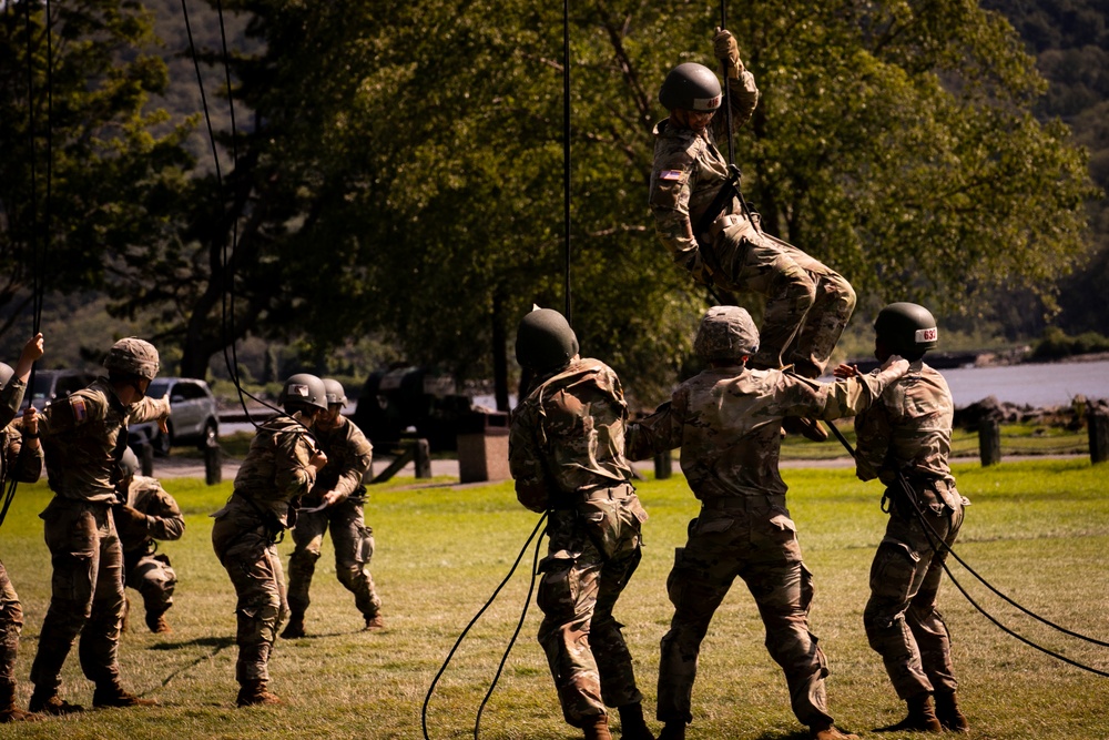 West Point Air Assault School supported by New Jersey Aviation