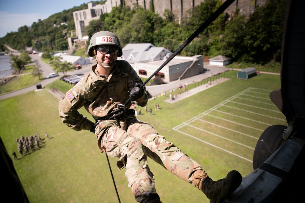 West Point Air Assault School supported by New Jersey Aviation