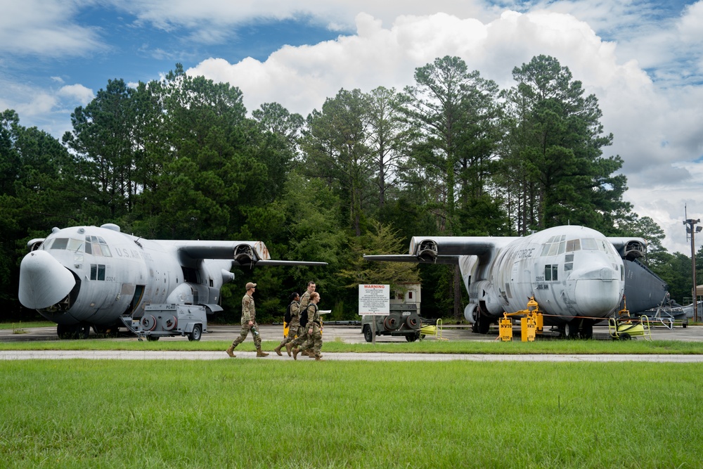 Chaplain candidates learn land navigation during Initial Candidate Training