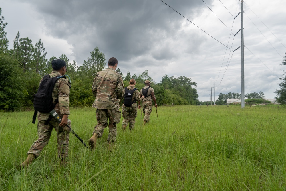 Chaplain candidates learn land navigation during Initial Candidate Training