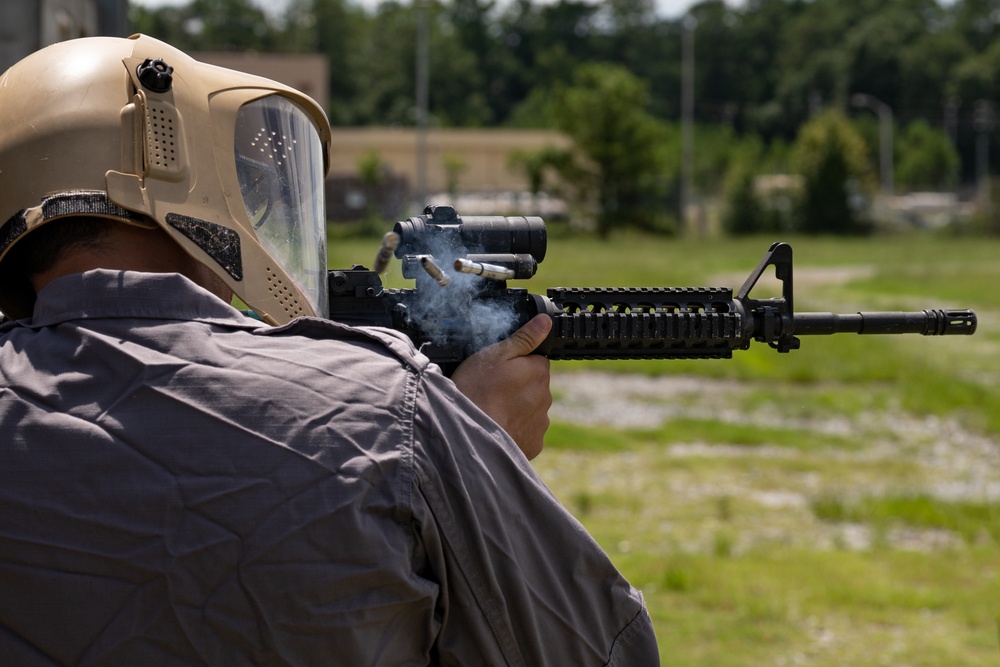 Chaplain candidates partner with 5th CCG Combat Readiness School for simulated live-fire training