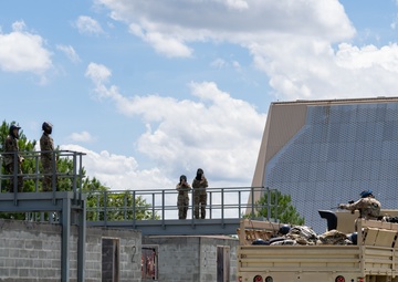 Chaplain candidates partner with 5th CCG Combat Readiness School for simulated live-fire training