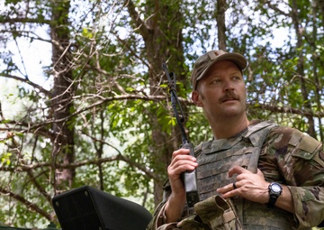 Chaplain candidates partner with 5th CCG Combat Readiness School for simulated live-fire training