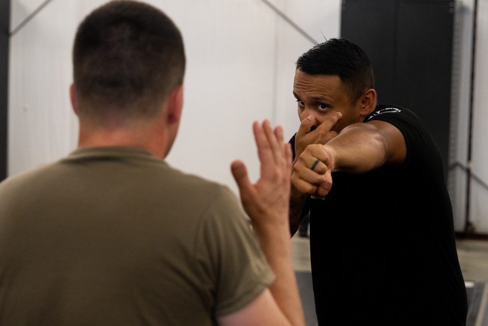 Chaplain Candidate Course partners with Combat Readiness School for combatives training