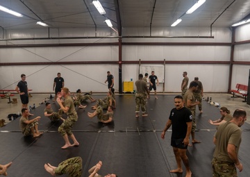 Chaplain Candidate Course partners with Combat Readiness School for combatives training