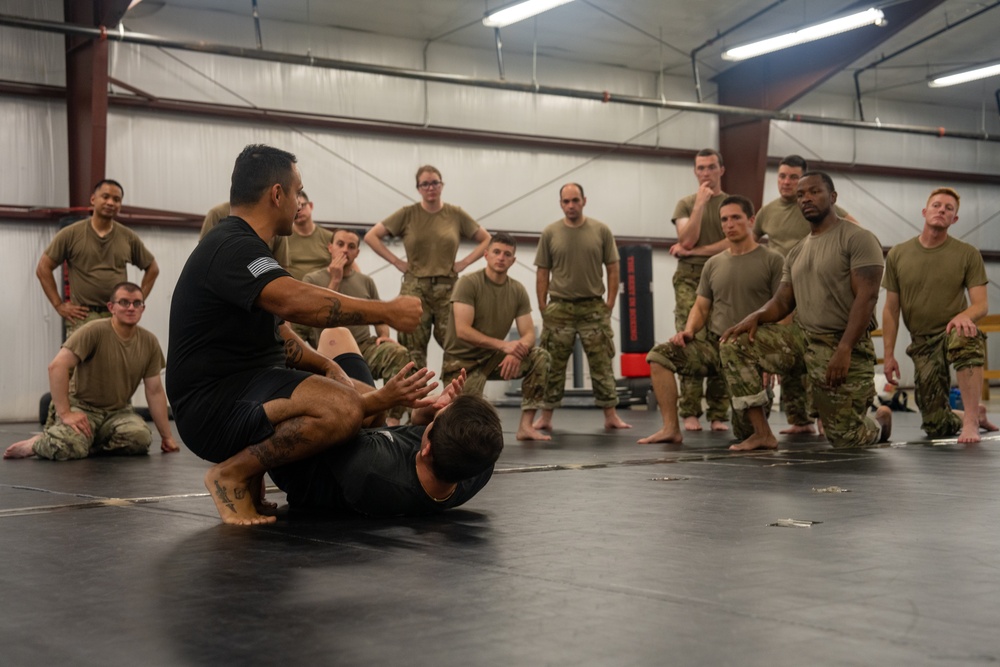 Chaplain Candidate Course partners with Combat Readiness School for combatives training