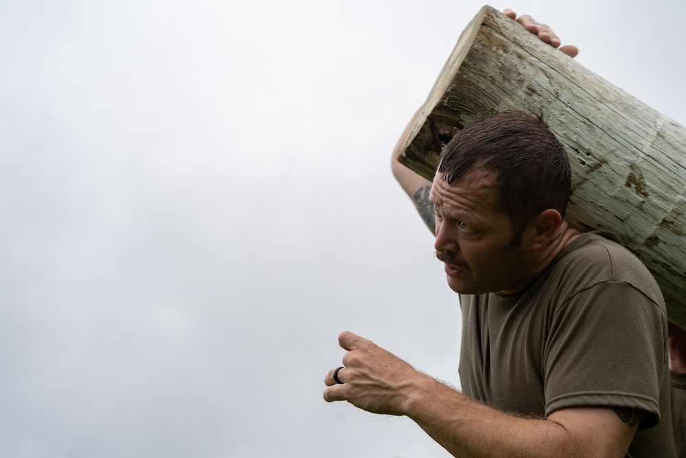 Chaplain candidates close out field training with run and obstacle course