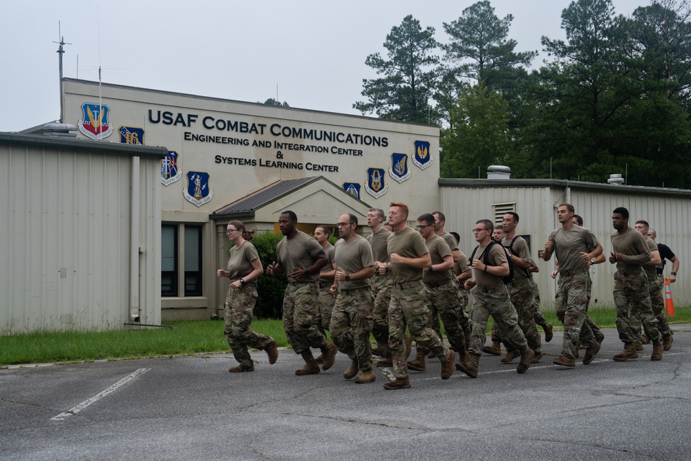 Chaplain candidates close out field training with run and obstacle course