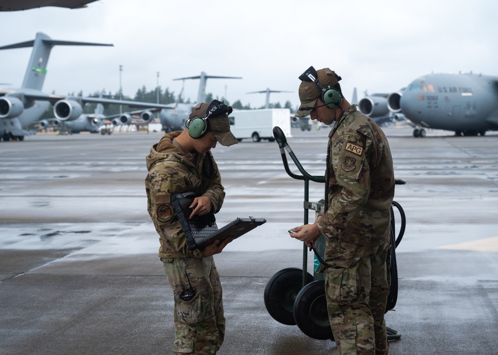 Jack of all trades: 62d AMXS crew chiefs propel the global airlift mission
