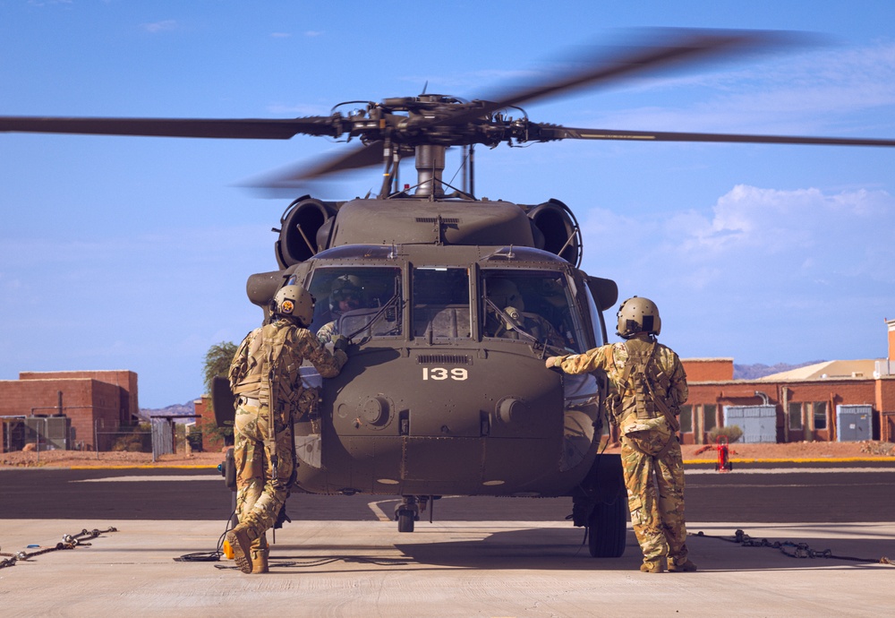 Arizona National Guard Sends Aviation Assets to Support CA Wildfires