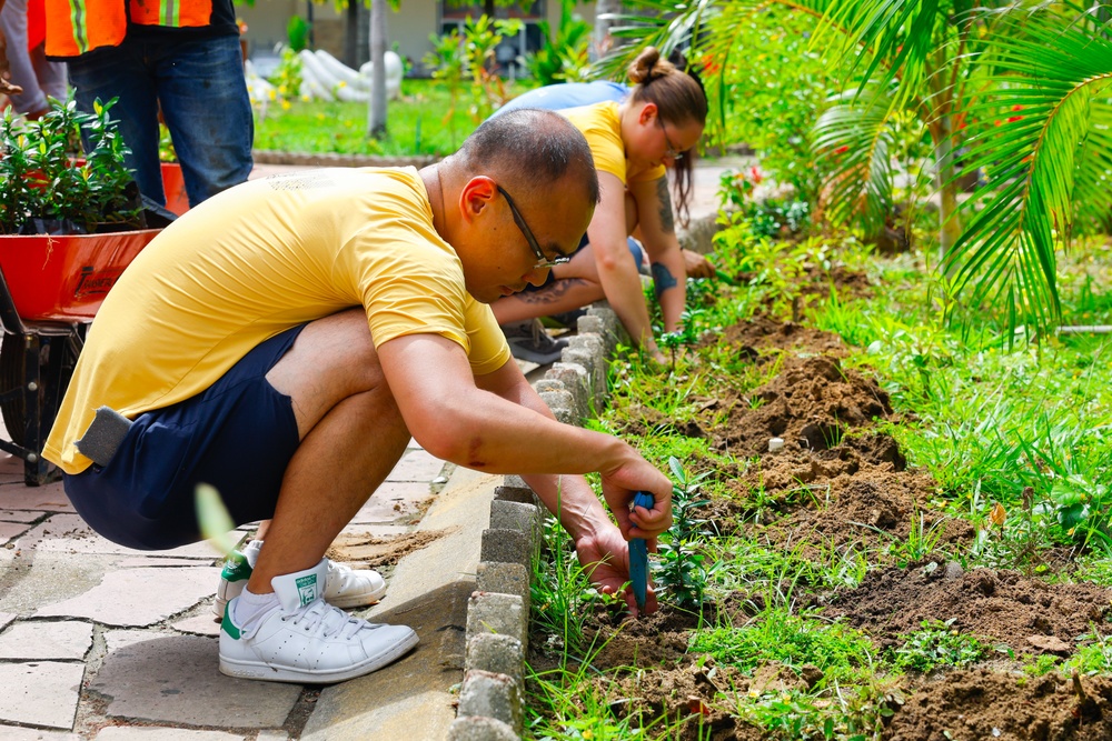 Continuing Promise 2024 Sailors Plant Bushes in Honduras