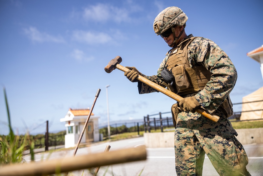 RD 24 | Marines with 3/12 Set Up a AN/TPS-80 Ground/Air Task Oriented Radar on Camp Yonaguni