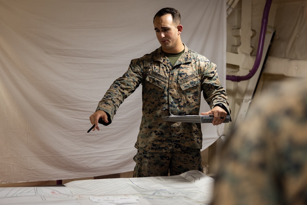 31st MEU conducts launch and recovery exercise in the Philippine Sea