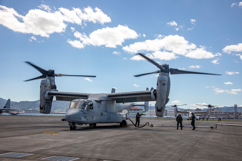 RD 24 | U.S. Marines, JGSDF conduct bilateral flight operations