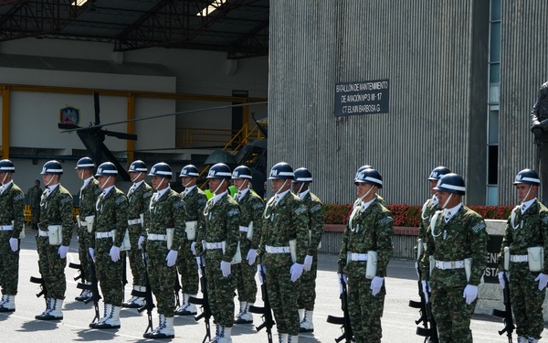 US, Colombian paratroopers jump in to HYDRA III