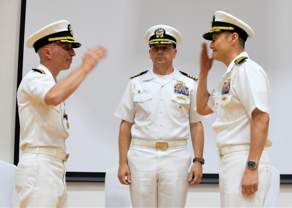 NAVSUP Fleet Logistics Center Yokosuka Holds Change of Command Ceremony