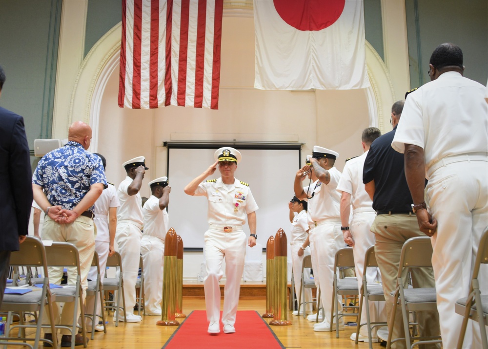 NAVSUP Fleet Logistics Center Yokosuka Holds Change of Command Ceremony